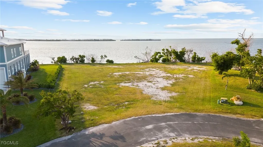 4941 Galt Island Avenue St. James City FL 33956