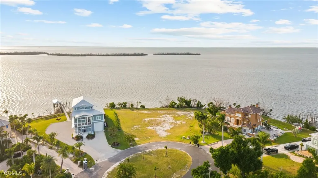4941 Galt Island Avenue St. James City FL 33956