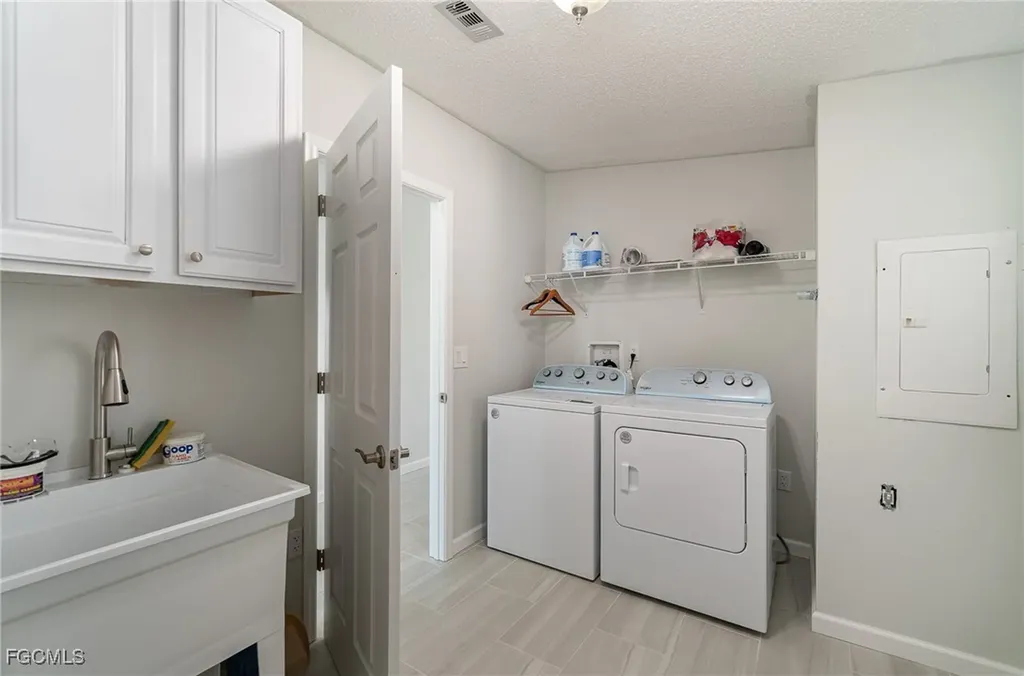 17720 Canal Cove Court Fort Myers Beach FL 33931