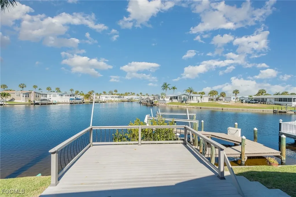17720 Canal Cove Court Fort Myers Beach FL 33931