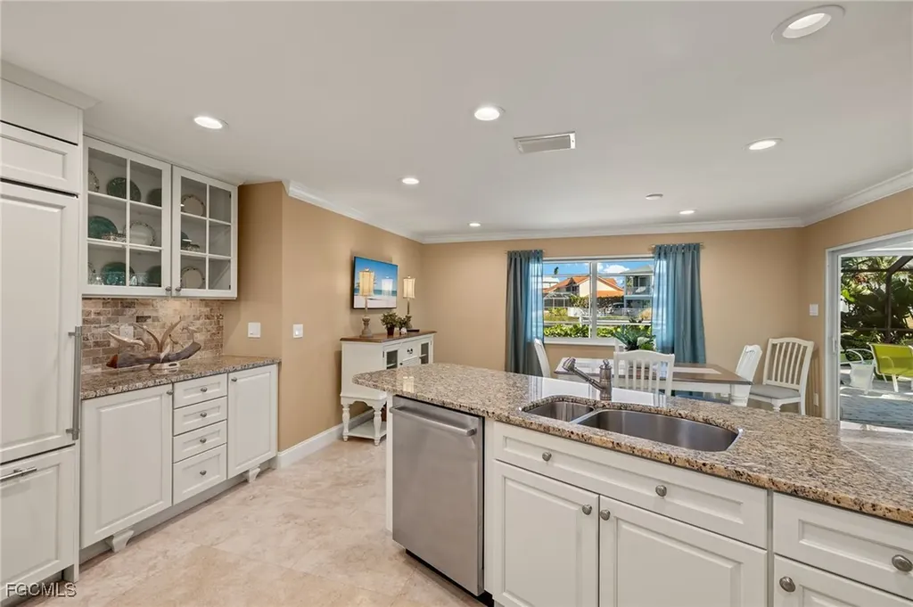 946 Whelk Drive Sanibel FL 33957