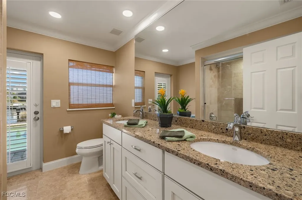 946 Whelk Drive Sanibel FL 33957