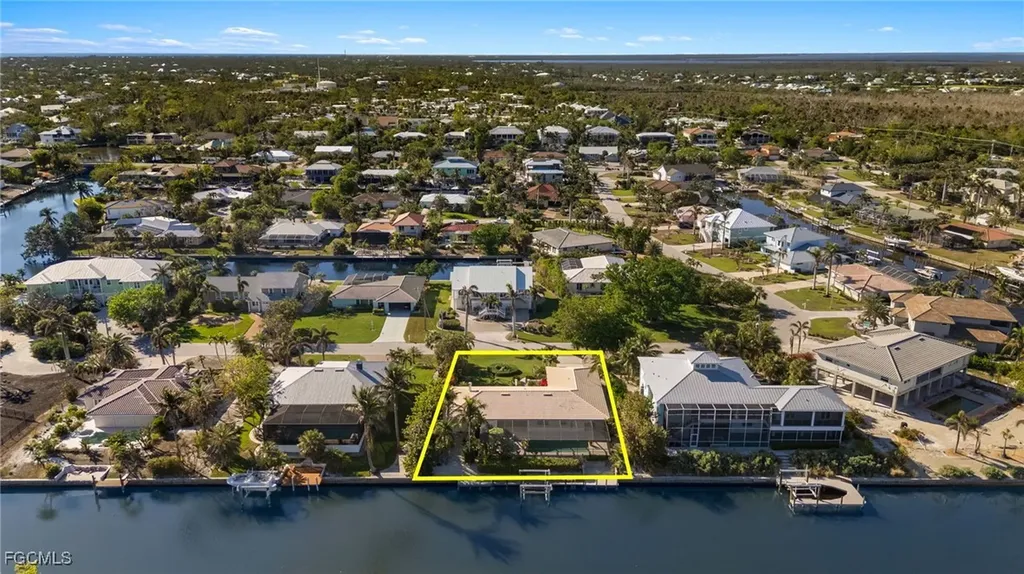 946 Whelk Drive Sanibel FL 33957