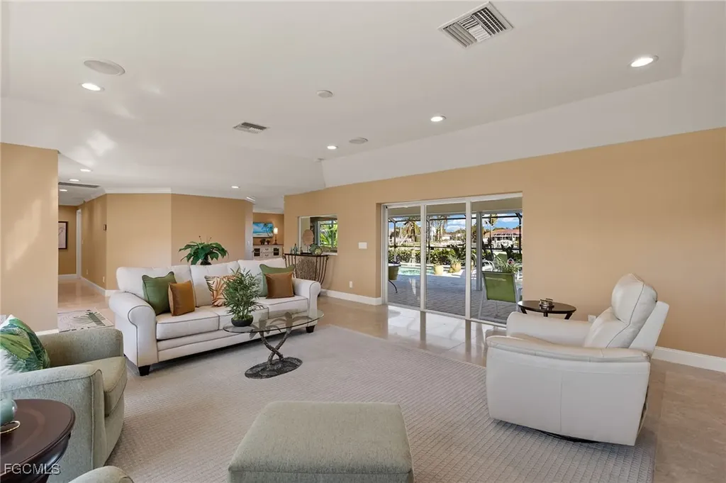 946 Whelk Drive Sanibel FL 33957
