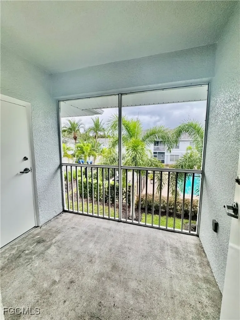 8313 Bernwood Cove Loop S Fort Myers FL 33966