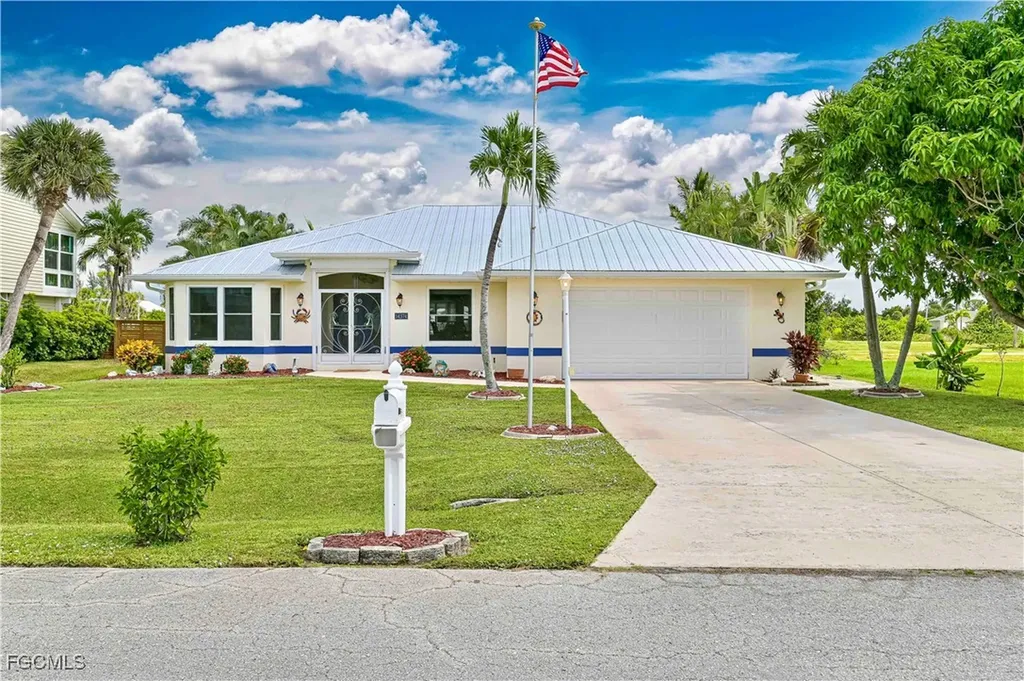 14374 Tamarac Drive Bokeelia FL 33922
