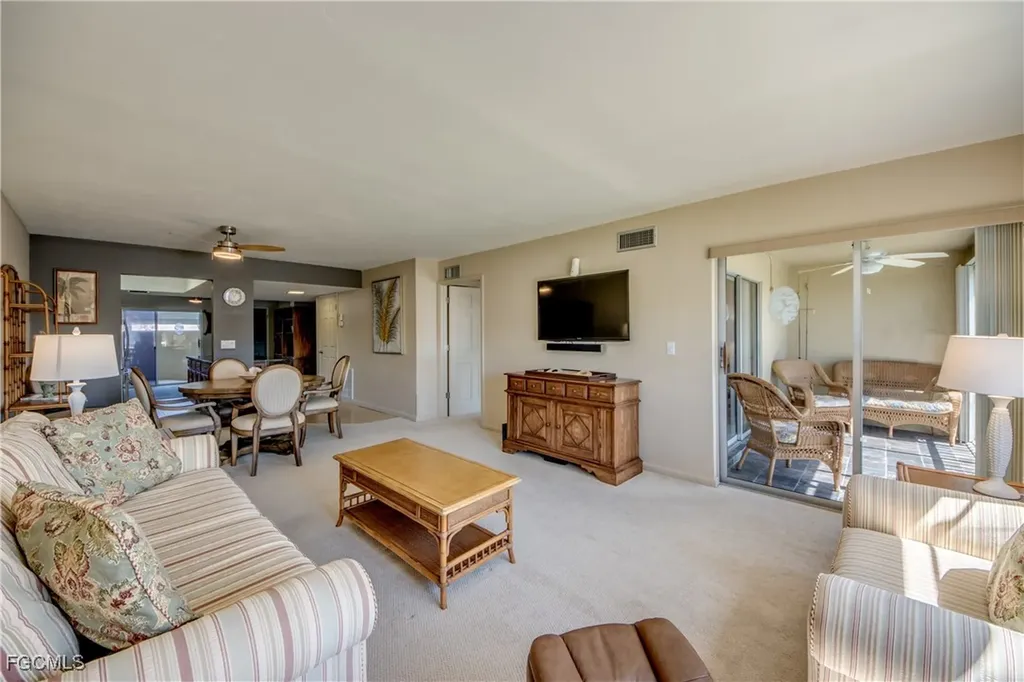 4411 Country Club Boulevard Cape Coral FL 33904