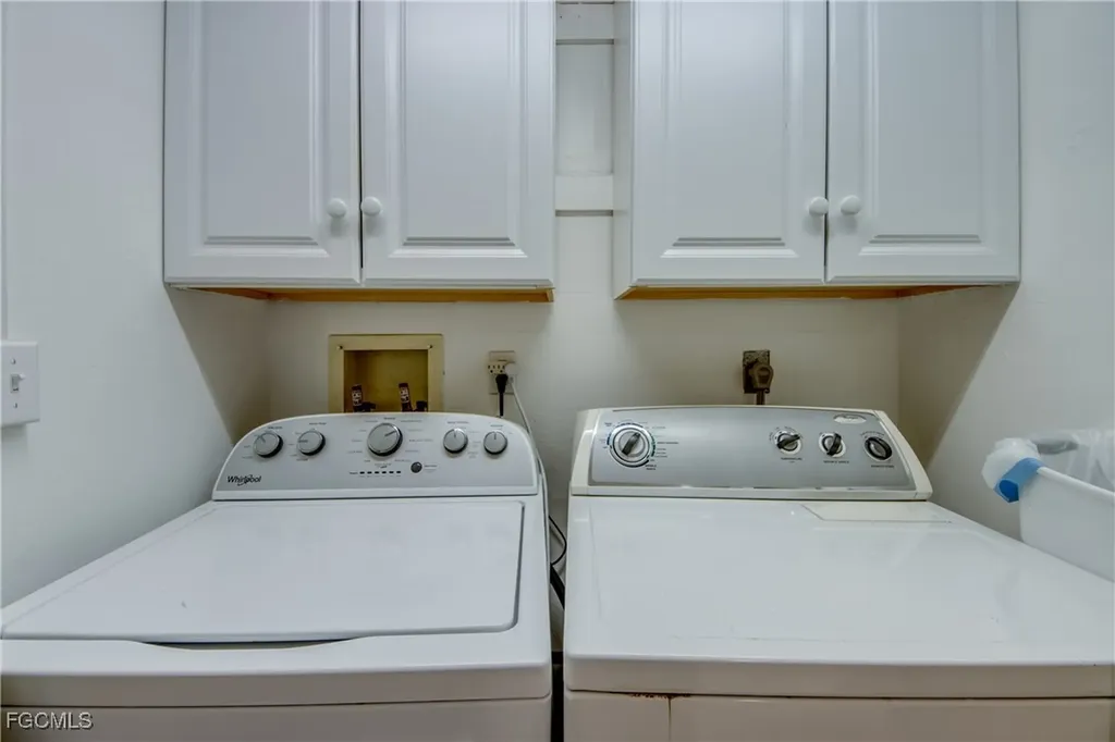 4411 Country Club Boulevard Cape Coral FL 33904