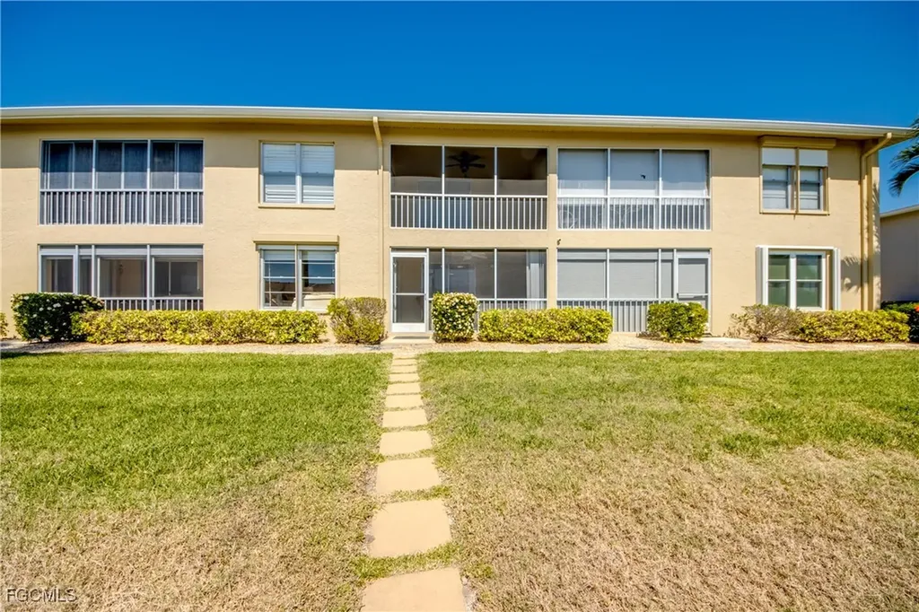 4411 Country Club Boulevard Cape Coral FL 33904