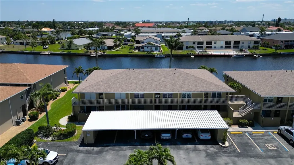 4411 Country Club Boulevard Cape Coral FL 33904