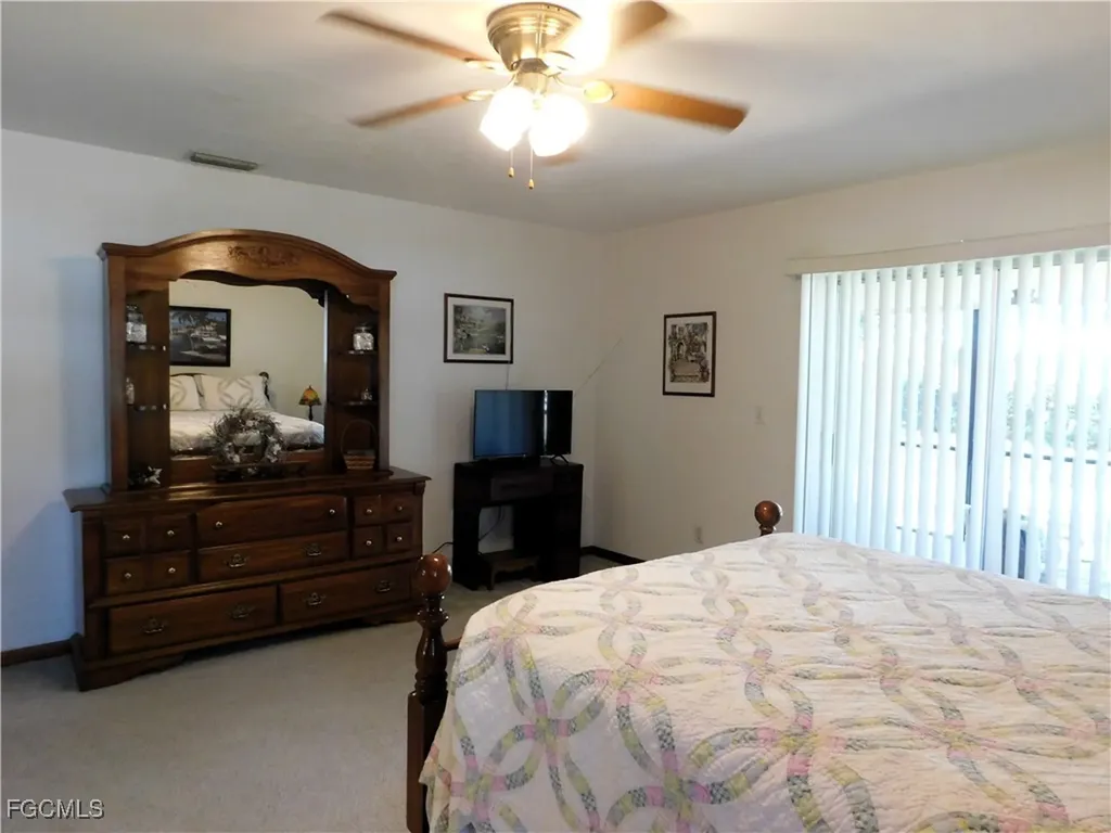 904 SE 18th Street Cape Coral FL 33990