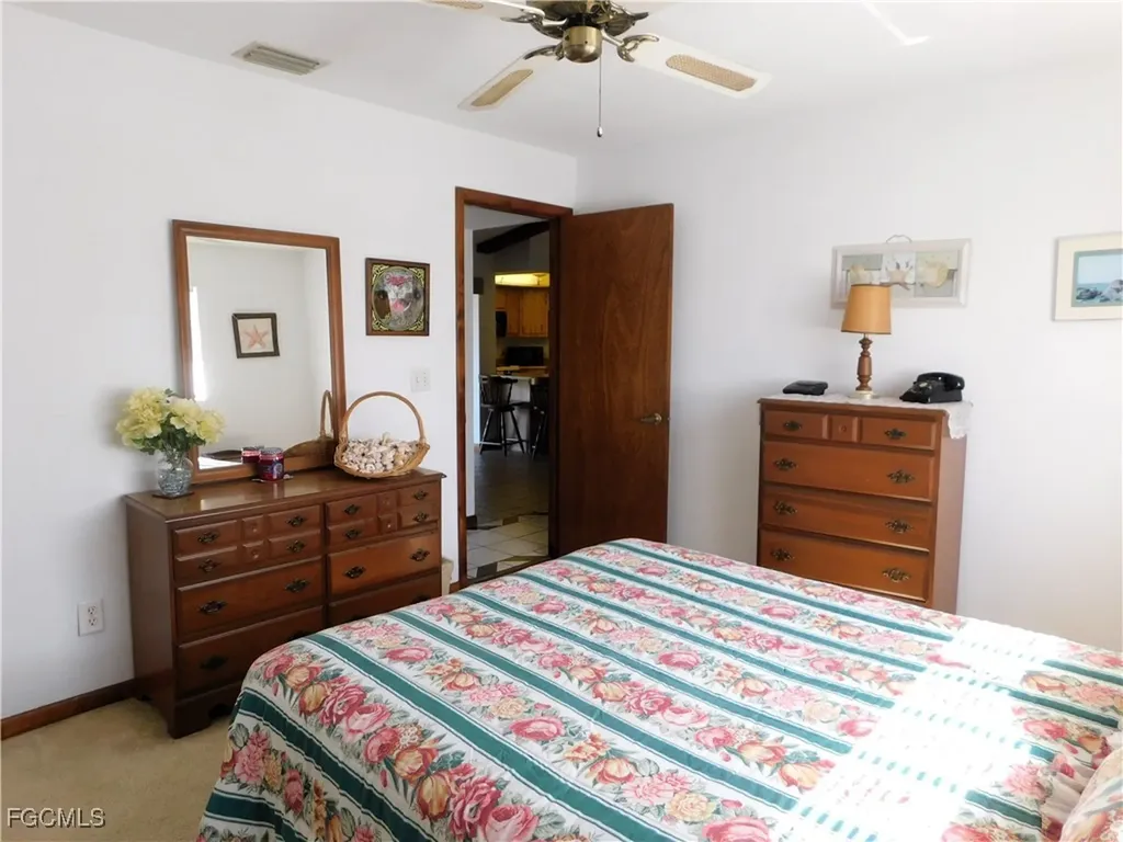 904 SE 18th Street Cape Coral FL 33990