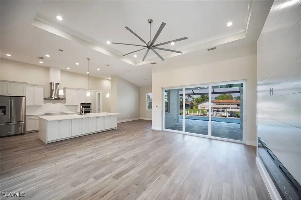 123 SW 52nd Terrace Cape Coral FL 33914