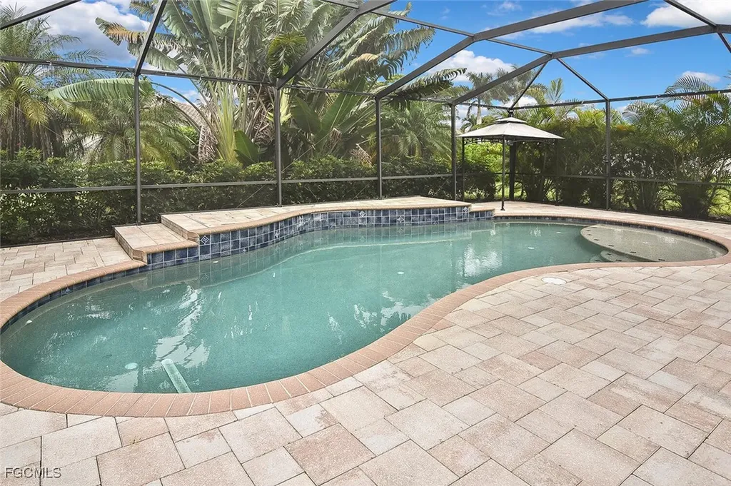 2738 Via Piazza Loop Fort Myers FL 33905