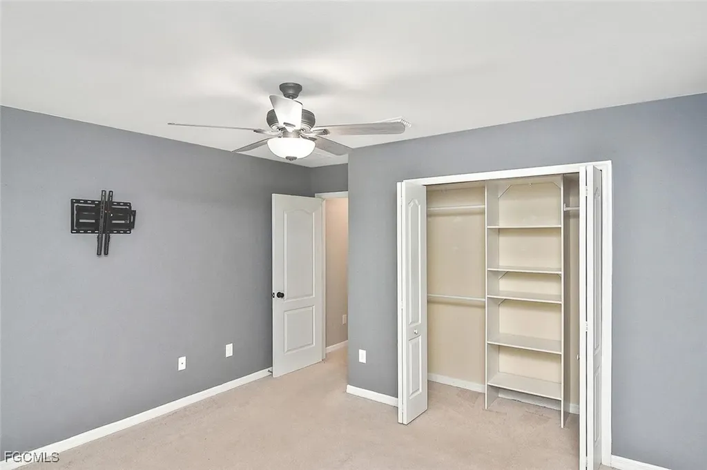 2738 Via Piazza Loop Fort Myers FL 33905