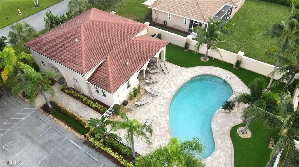 24980 Divot Drive Bonita Springs FL 34135