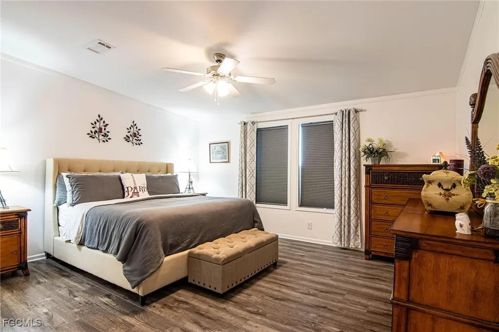 417 Snead Drive North Fort Myers FL 33903