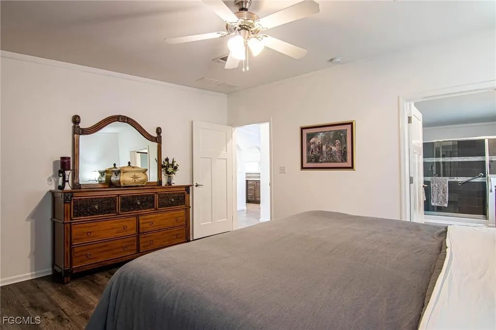 417 Snead Drive North Fort Myers FL 33903