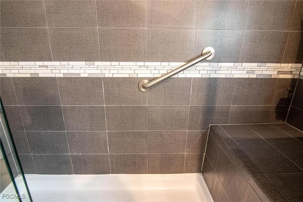 417 Snead Drive North Fort Myers FL 33903