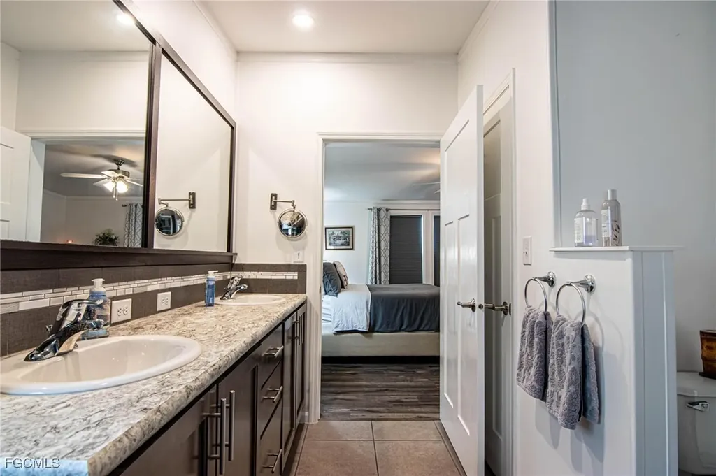 417 Snead Drive North Fort Myers FL 33903