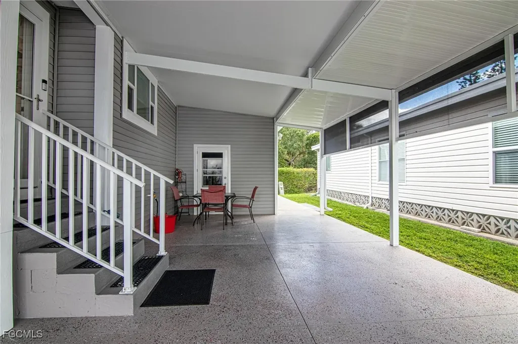 417 Snead Drive North Fort Myers FL 33903