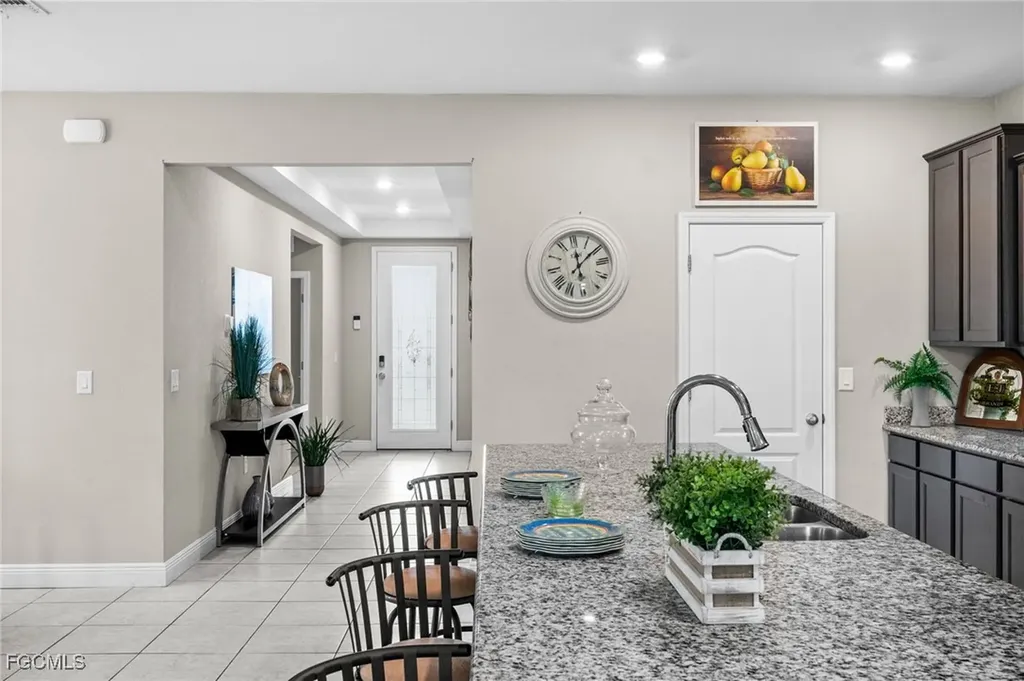 4317 SW 16th Place Cape Coral FL 33914