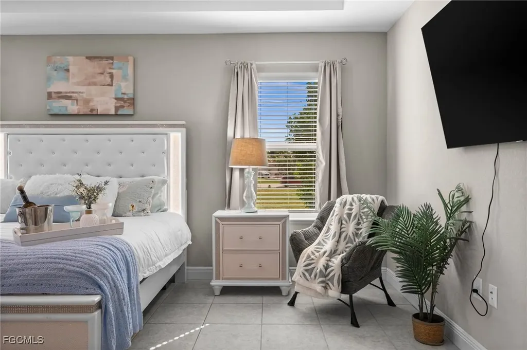 4317 SW 16th Place Cape Coral FL 33914