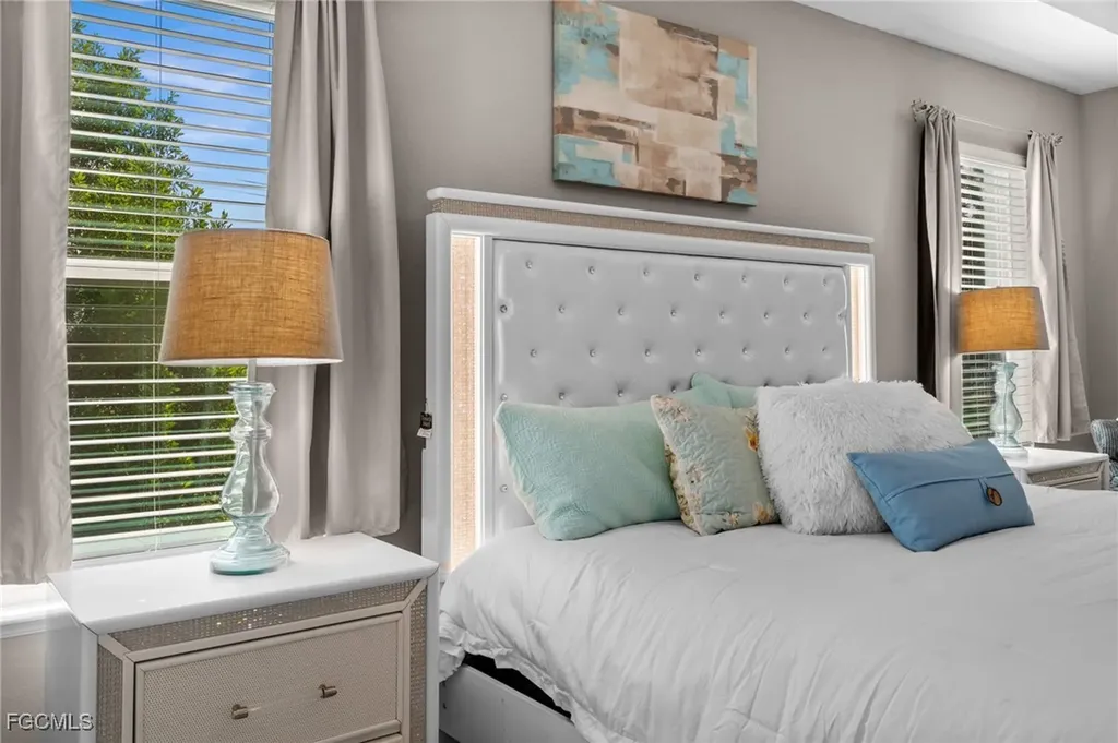 4317 SW 16th Place Cape Coral FL 33914