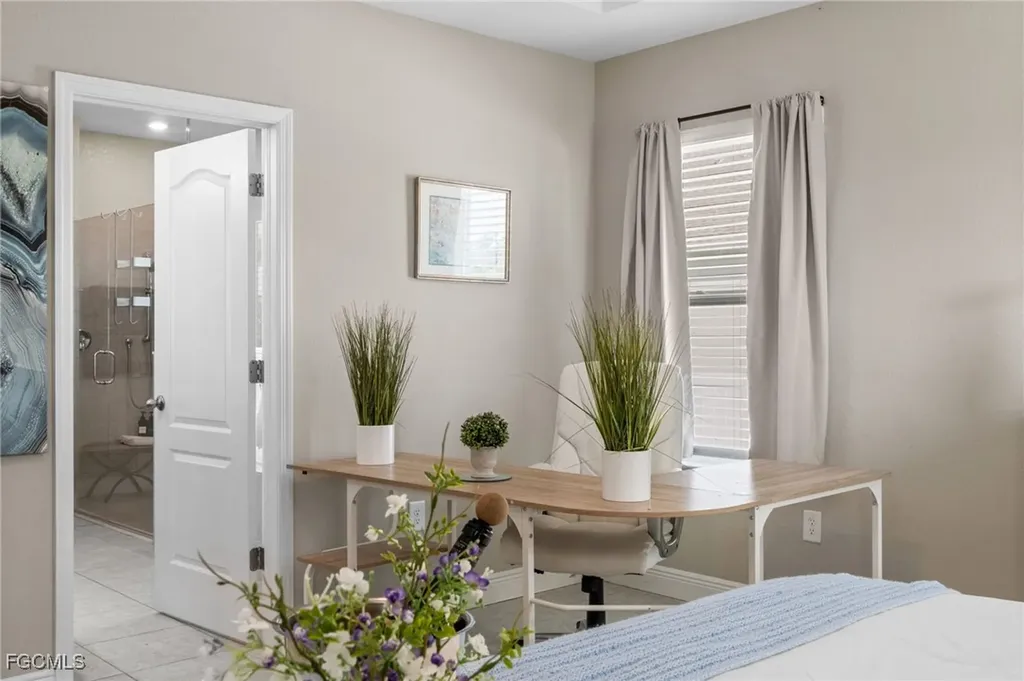 4317 SW 16th Place Cape Coral FL 33914