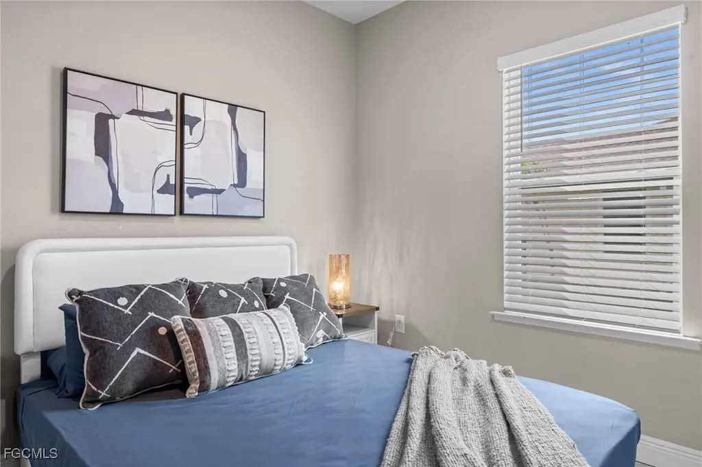 4317 SW 16th Place Cape Coral FL 33914