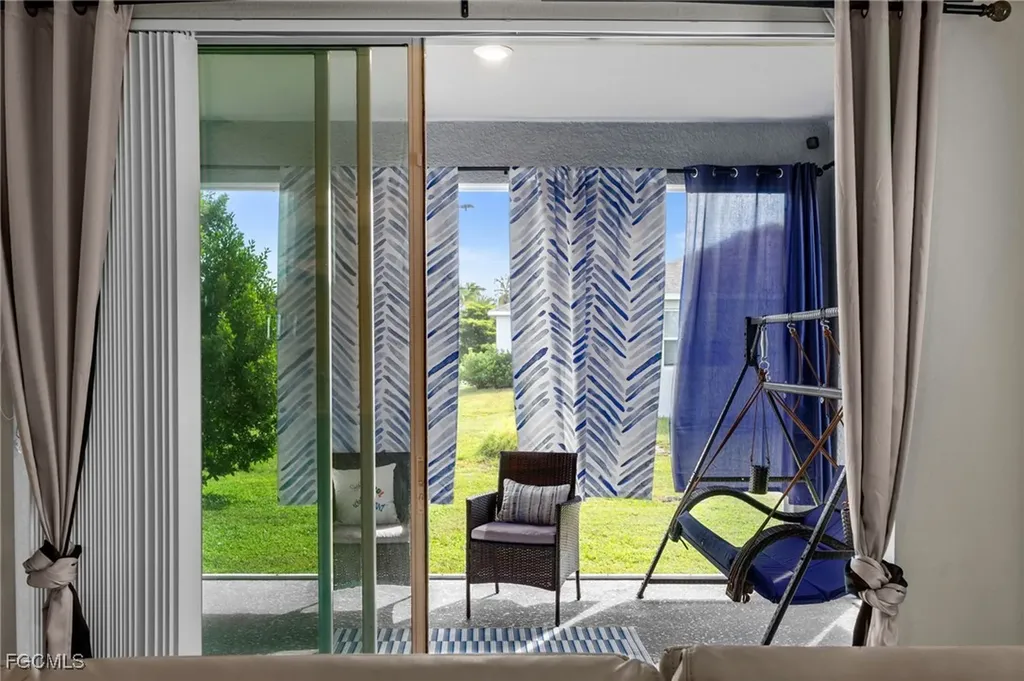 4317 SW 16th Place Cape Coral FL 33914