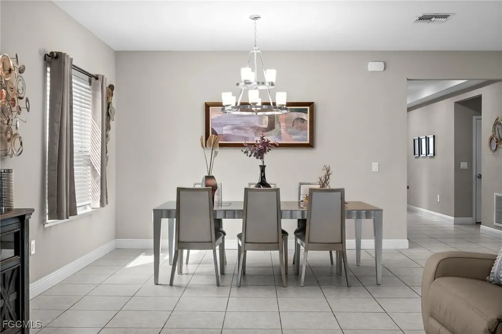 4317 SW 16th Place Cape Coral FL 33914