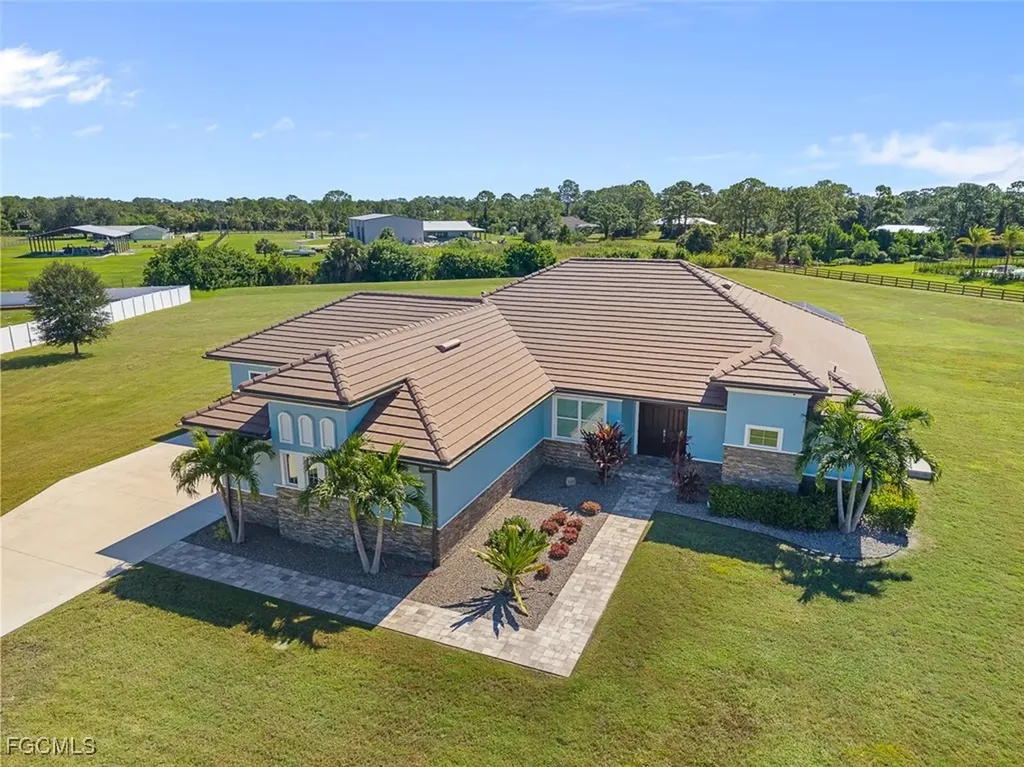 14201 Binghampton Drive Fort Myers FL 33905