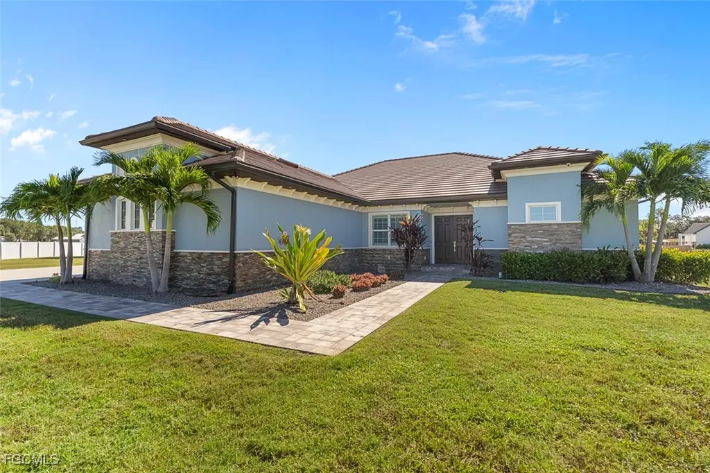 14201 Binghampton Drive Fort Myers FL 33905