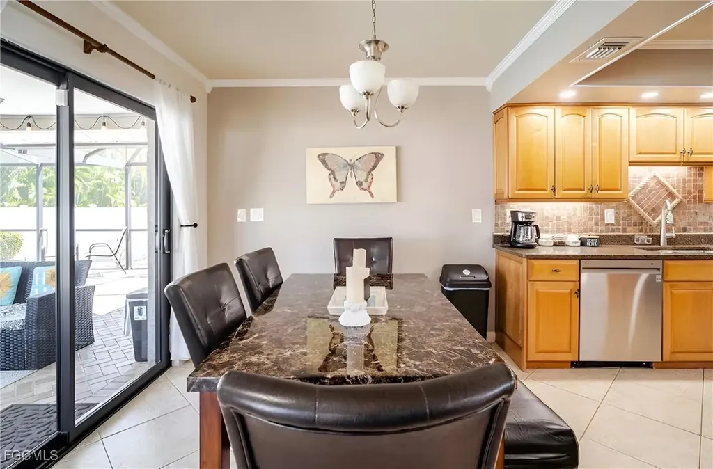 203 SE 43rd Terrace Cape Coral FL 33904