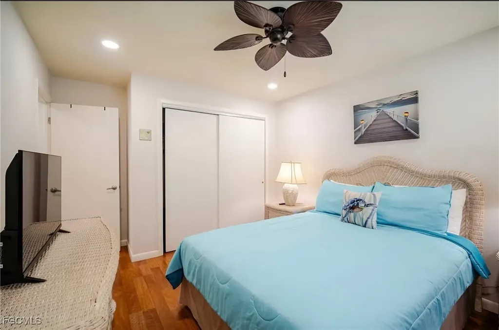 203 SE 43rd Terrace Cape Coral FL 33904