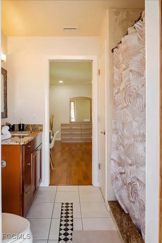 203 SE 43rd Terrace Cape Coral FL 33904