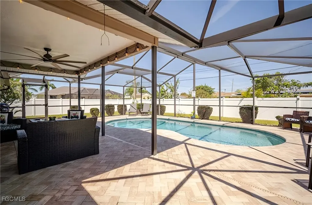 203 SE 43rd Terrace Cape Coral FL 33904