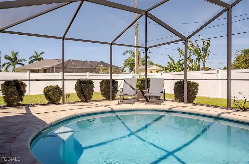 203 SE 43rd Terrace Cape Coral FL 33904
