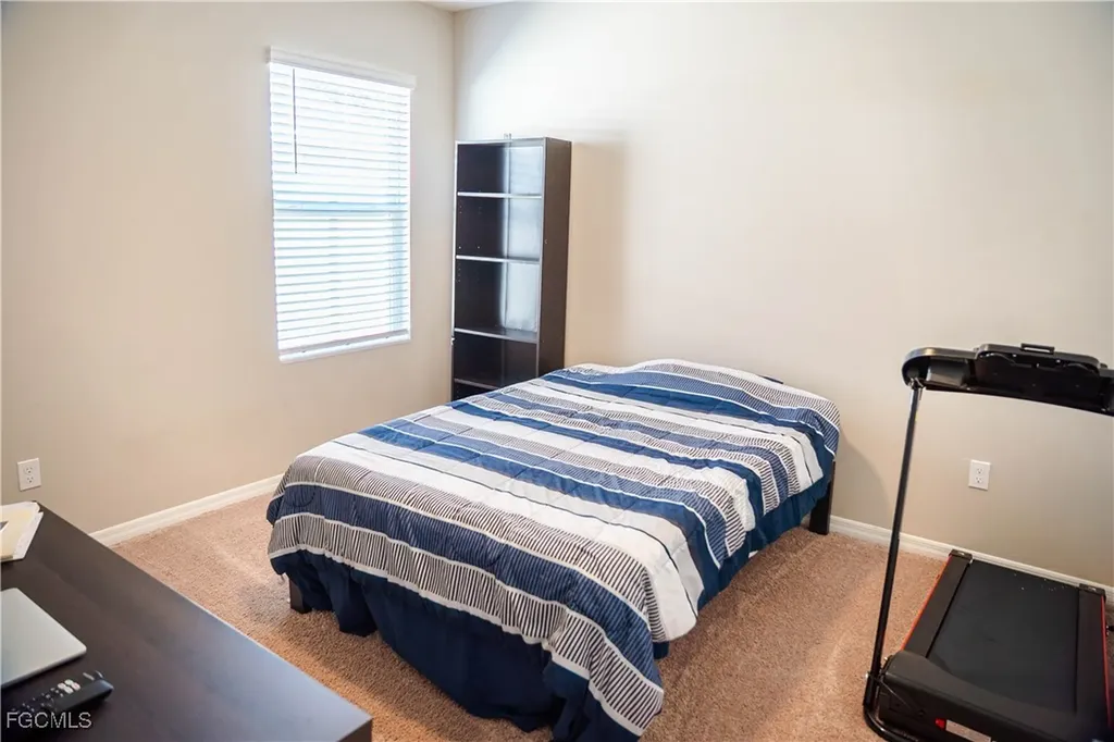 8880 Cascade Price Circle North Fort Myers FL 33917