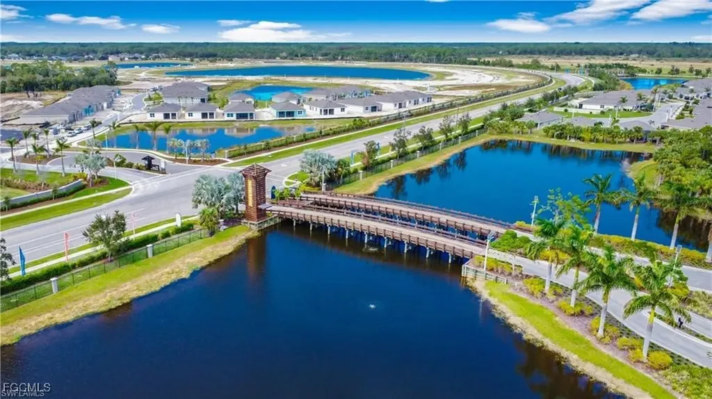 8880 Cascade Price Circle North Fort Myers FL 33917