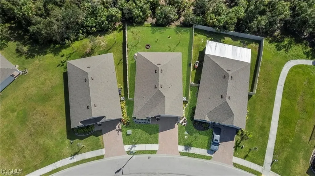8880 Cascade Price Circle North Fort Myers FL 33917