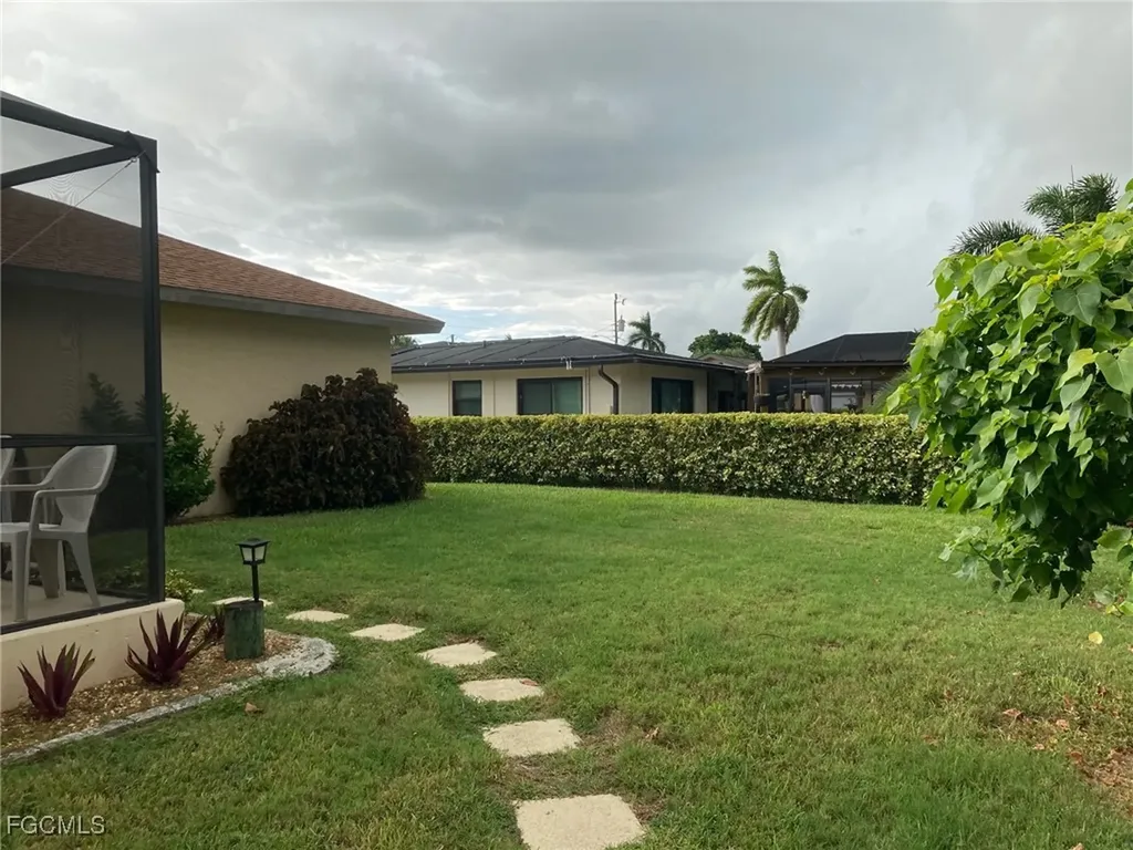 5239 Wisteria Court Cape Coral FL 33904