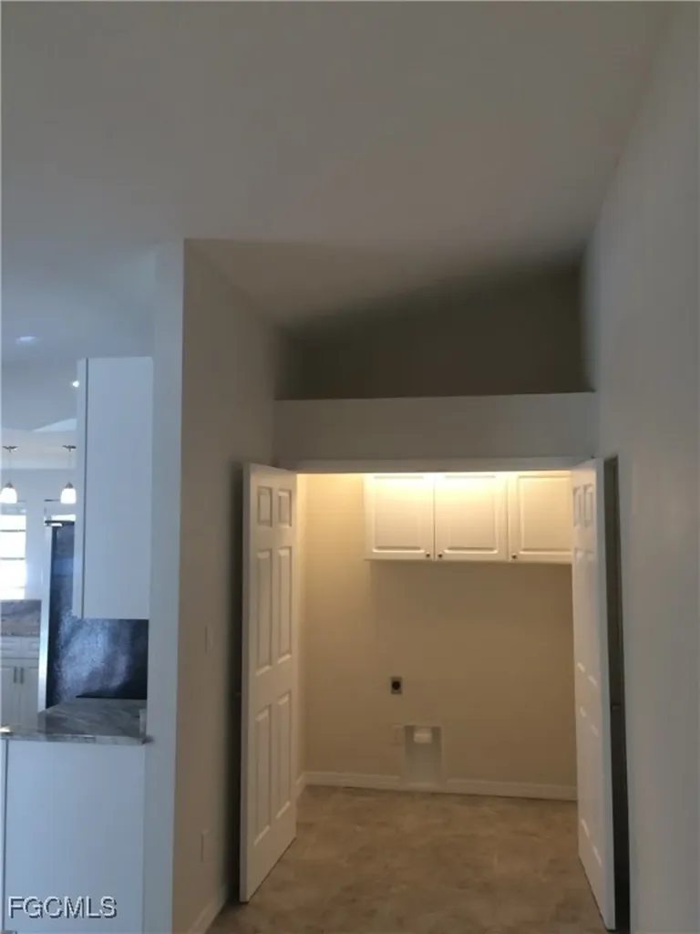 5239 Wisteria Court Cape Coral FL 33904