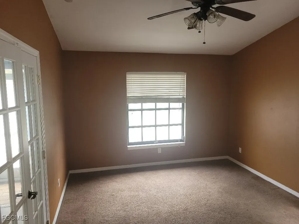 506 SW 28th Place Cape Coral FL 33991