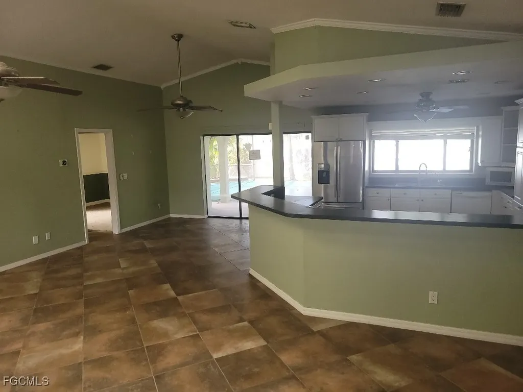 506 SW 28th Place Cape Coral FL 33991