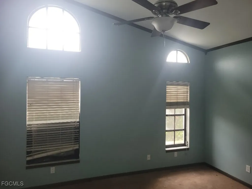 506 SW 28th Place Cape Coral FL 33991