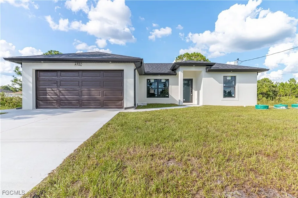 2702 49th Street W Lehigh Acres FL 33971