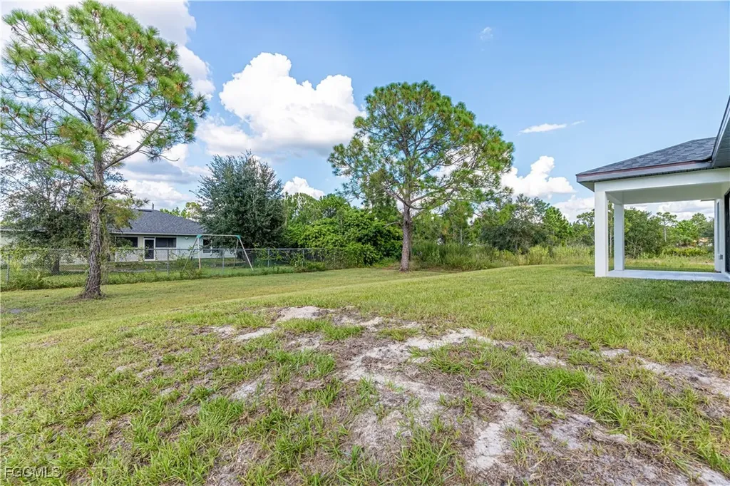 2702 49th Street W Lehigh Acres FL 33971