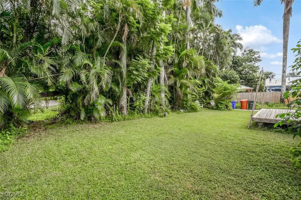 1429 Sandra Drive Fort Myers FL 33901